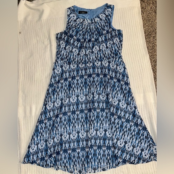 Black Label By Evan Picone Dresses & Skirts - Black Label Blue Dress